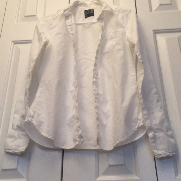 AE Textured Button Down - Picture 2 of 7